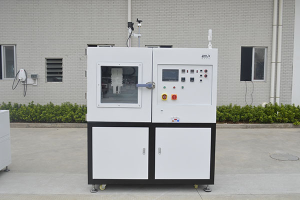 自動(dòng)灌膠機(jī).jpg 自動(dòng)灌膠機(jī).jpg